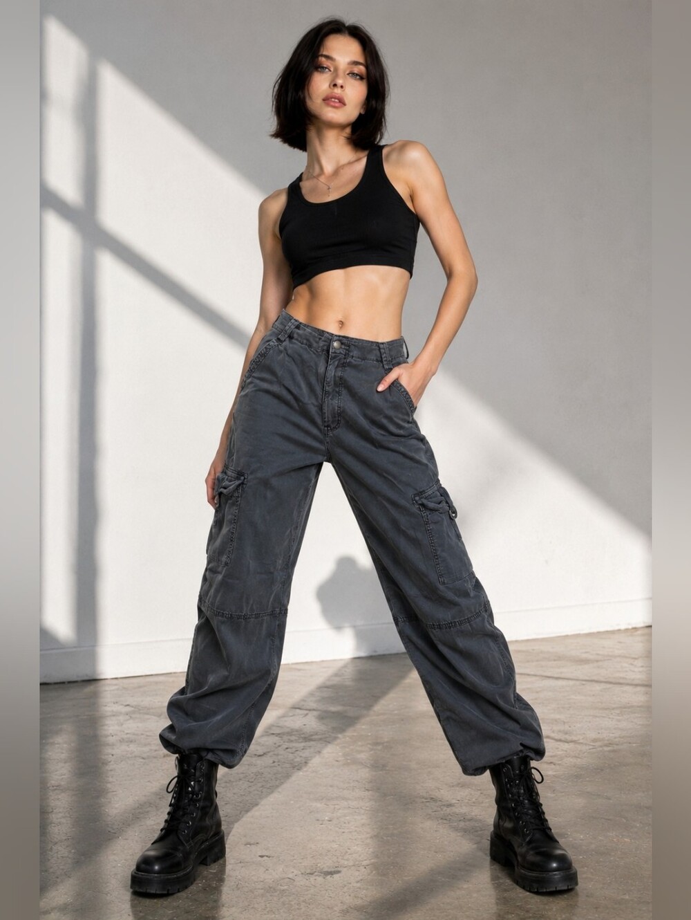 American Eagle Size 12 Faded Black Cargo Pants Wide Leg Y2K Utility Grunge CC